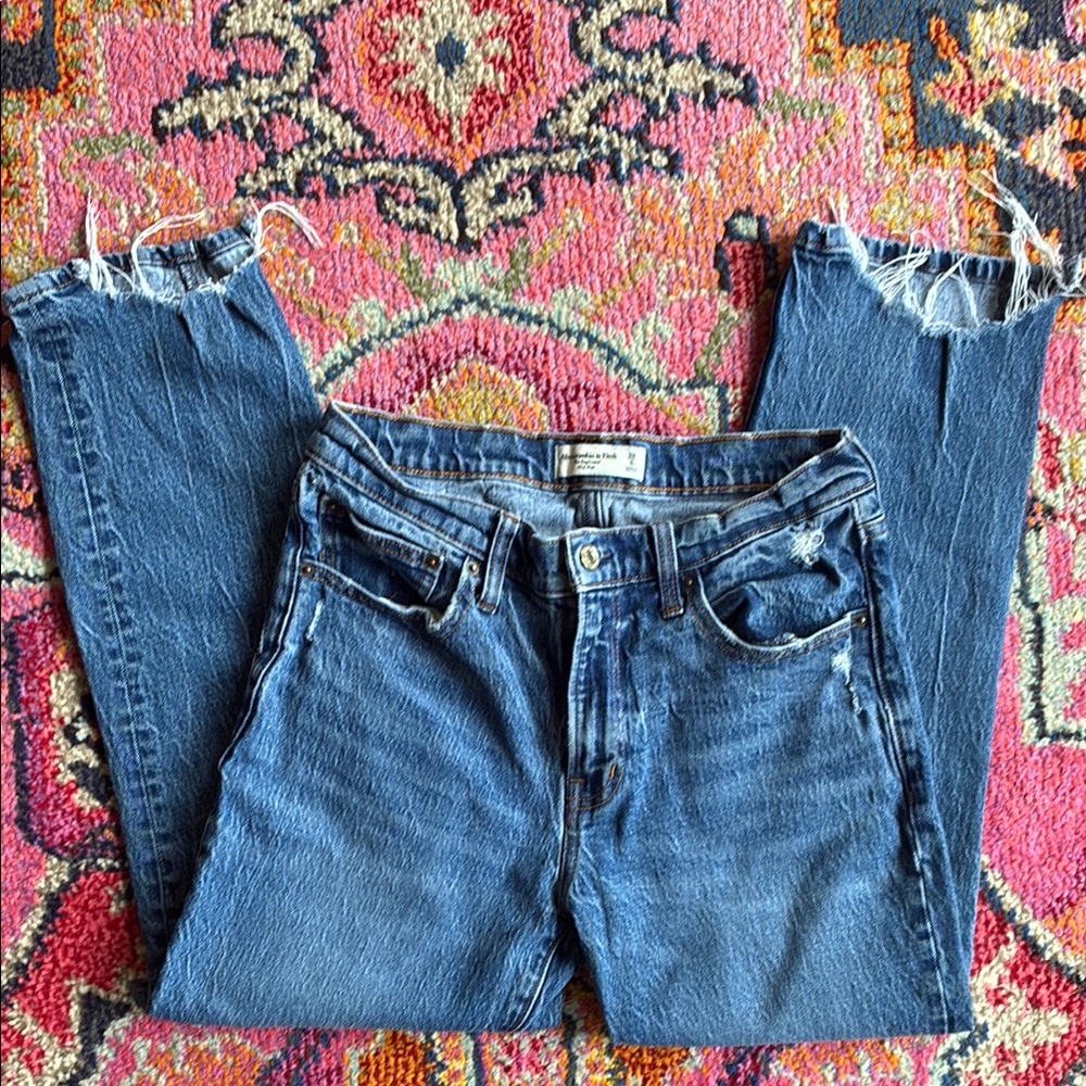 Abercrombie & Fitch the Boyfriend Mid Rise- Size 28/6